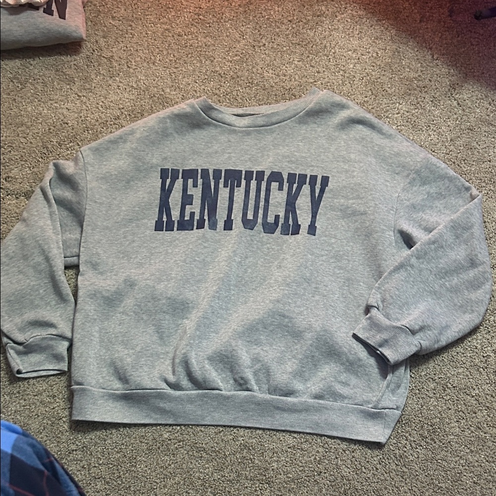 SHEIN Gray Kentucky Crew Neck Sweater